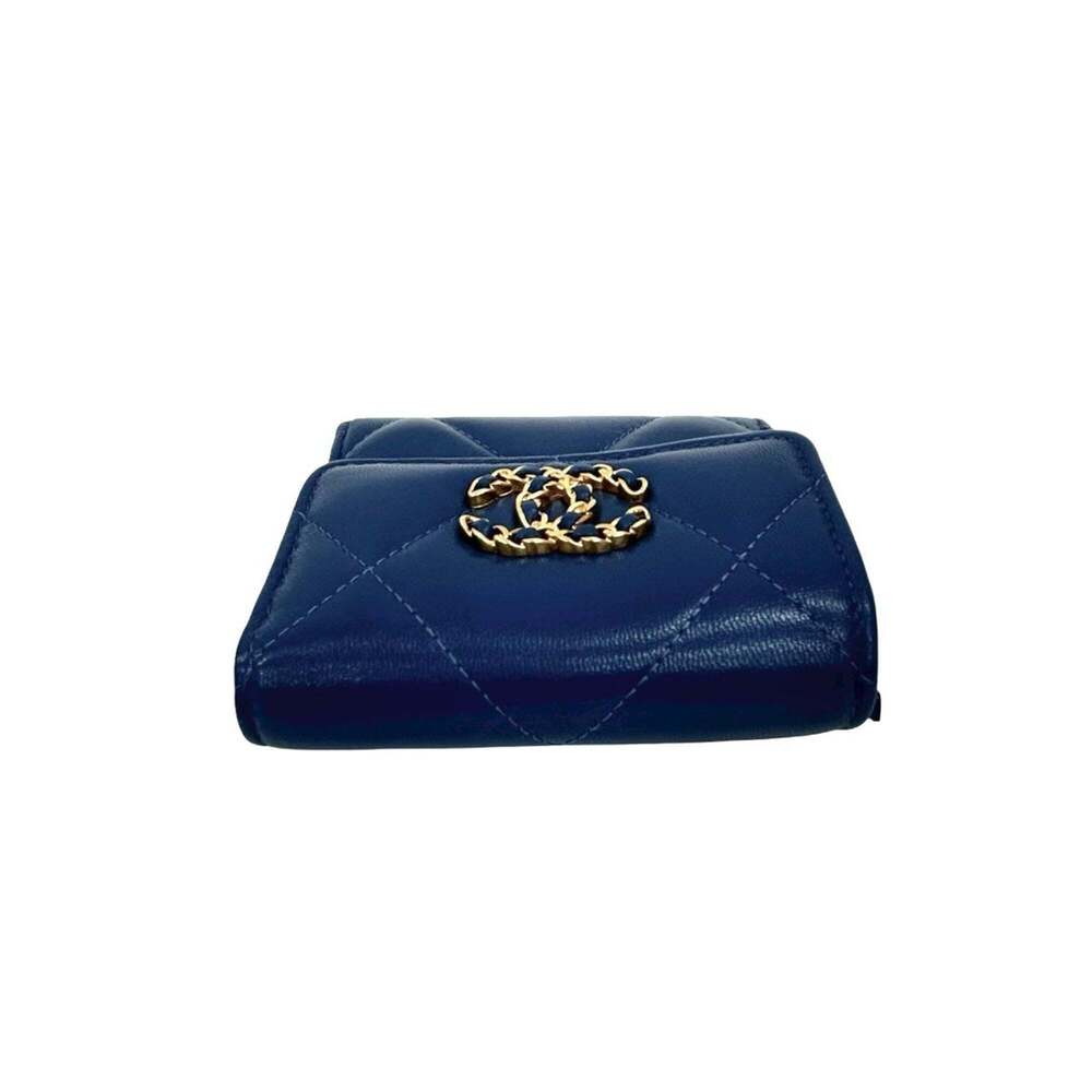 CHANEL Authentic Blue Lambskin Leather Logo Wallet - Picture 6 of 10